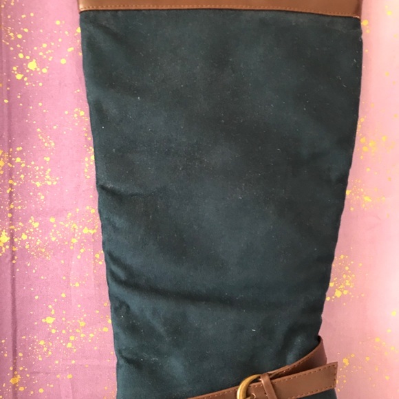 Green and brown boots - Picture 10 of 13